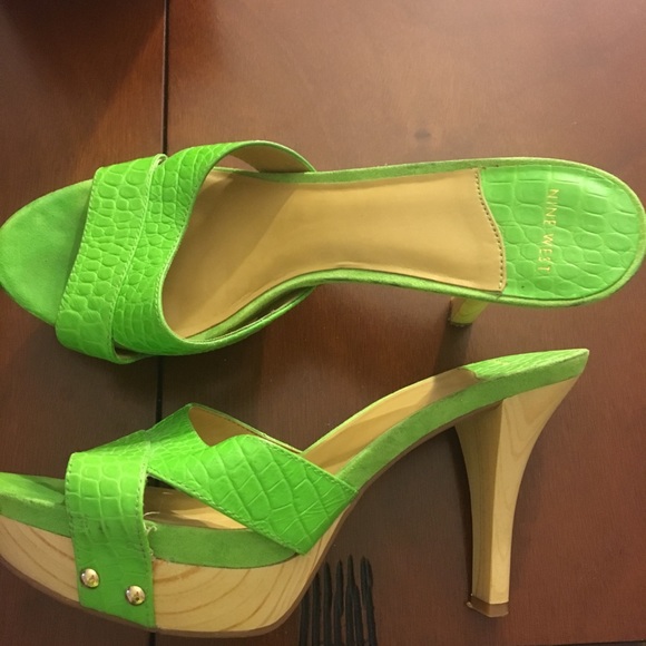green mules